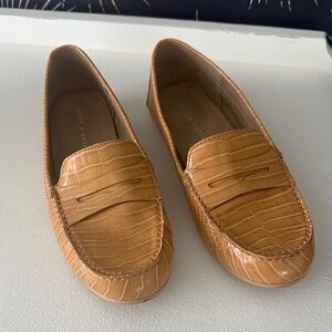 Camel Crocodile-Patterned Loafers
